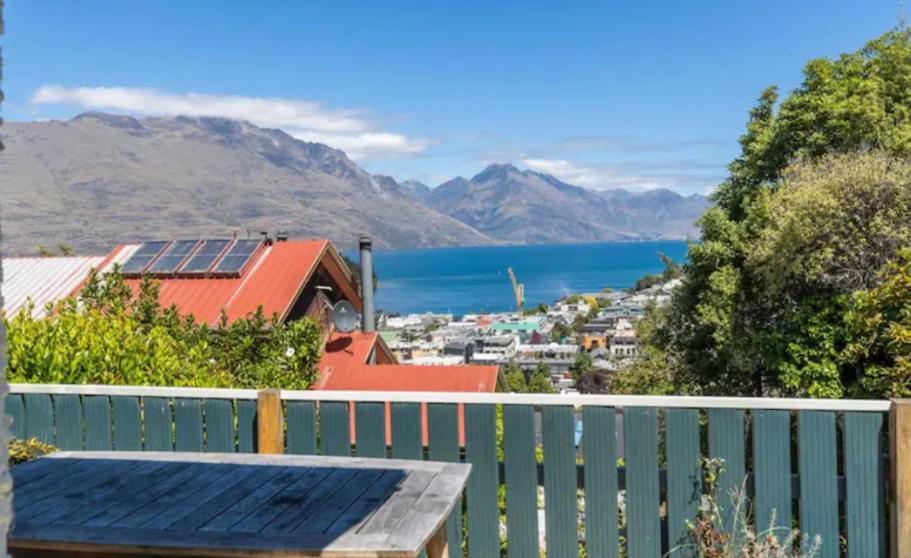 Fantastic Views, Close To Town 2 Bedroom Apartment Distretto di Distretto di Queenstown Esterno foto